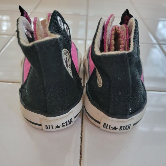 Converse All Star Infant High Top Sneakers Size 2 Black Pink Canvas Shoes - Picture 4 of 9